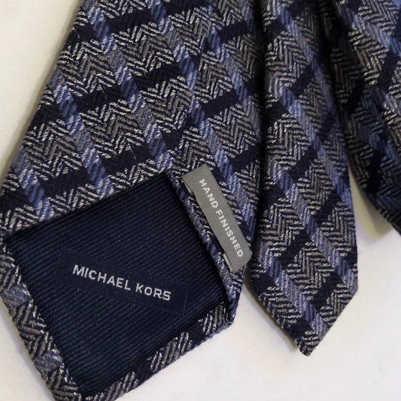 Michael Kors brand new blue multi knit fashion tie - Picture 3 of 4